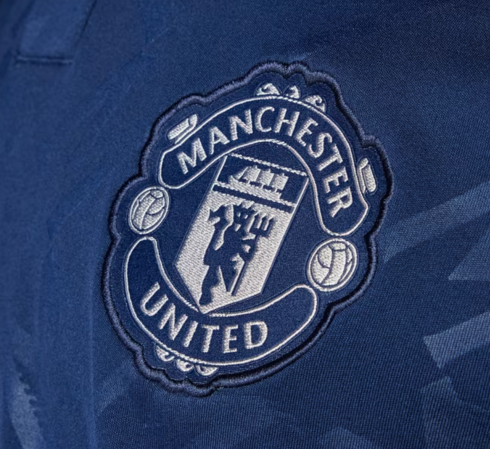 B.FERNANDES #8 Manchester United 24/25 Kid's Away Shirt and Shorts - Man United Font