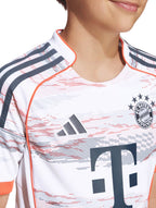 KANE #9 Bayern Munich 25/26 Kid's Away Mini-Kit