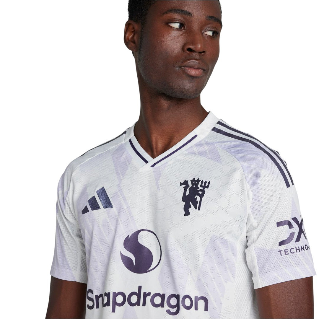 B.FERNANDES #8 Manchester United 25/26 Authentic Men's Away Shirt - PL Font