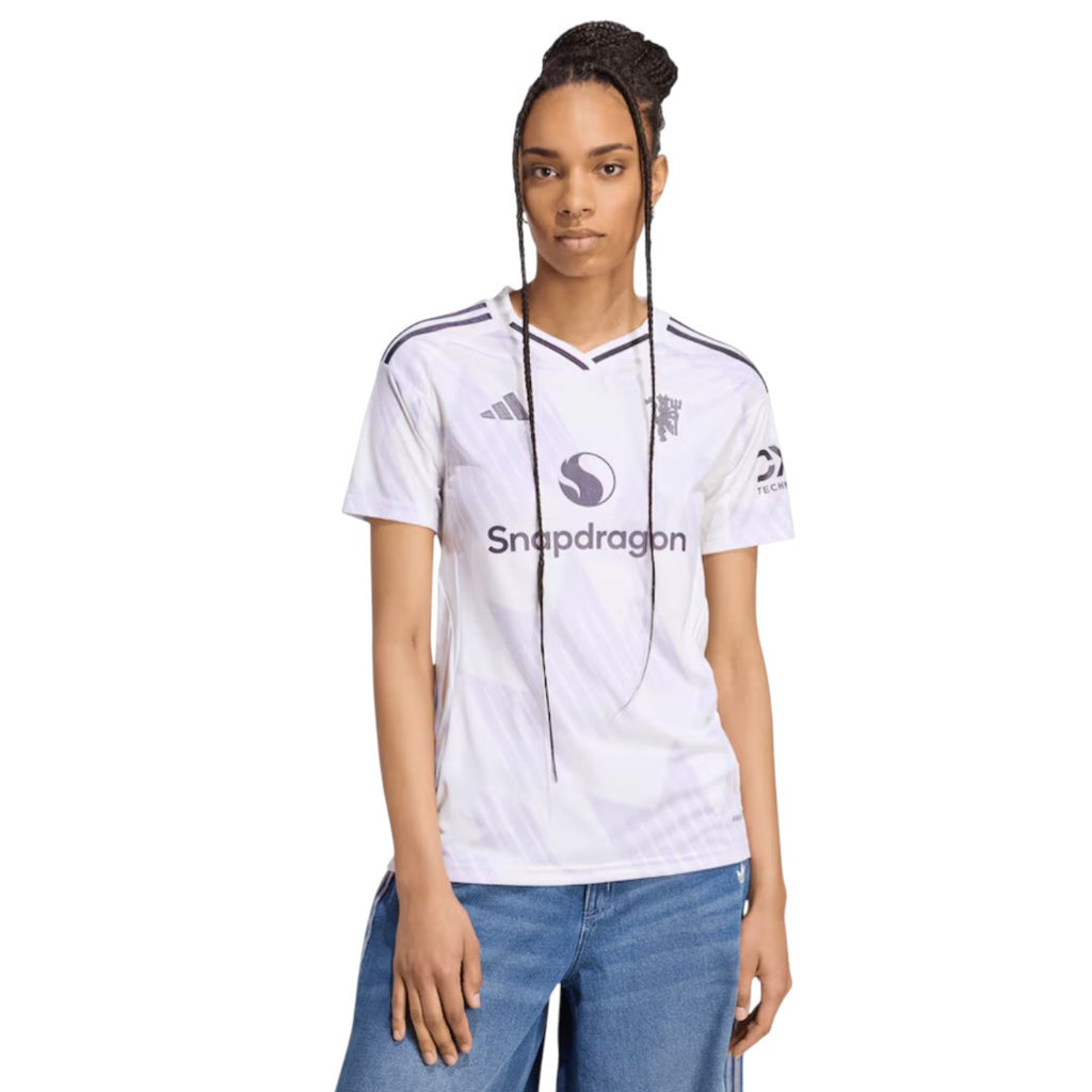 B.FERNANDES #8 Manchester United 25/26 Women's Away Shirt - PL Font