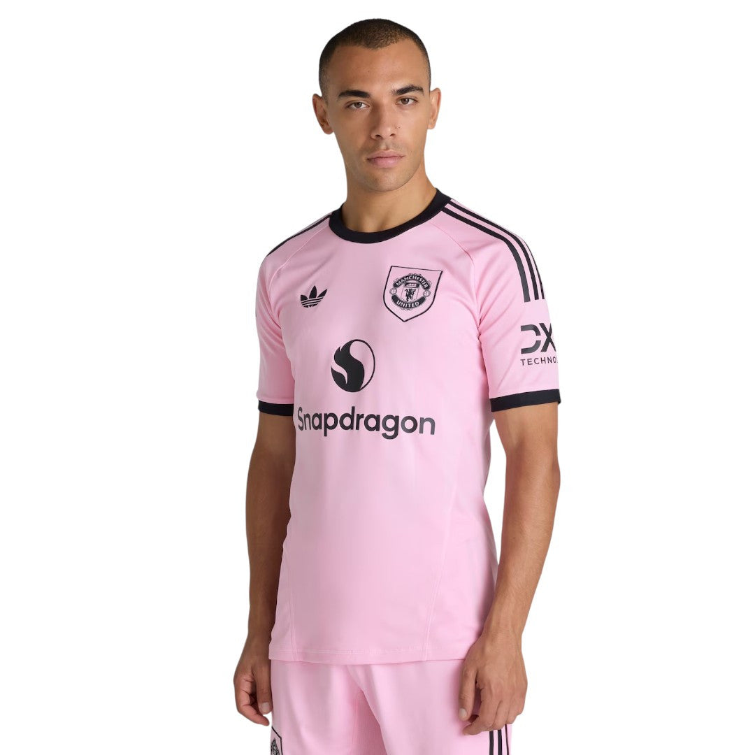 Manchester United 25/26 Men's Pink Goalkeeper Shirt