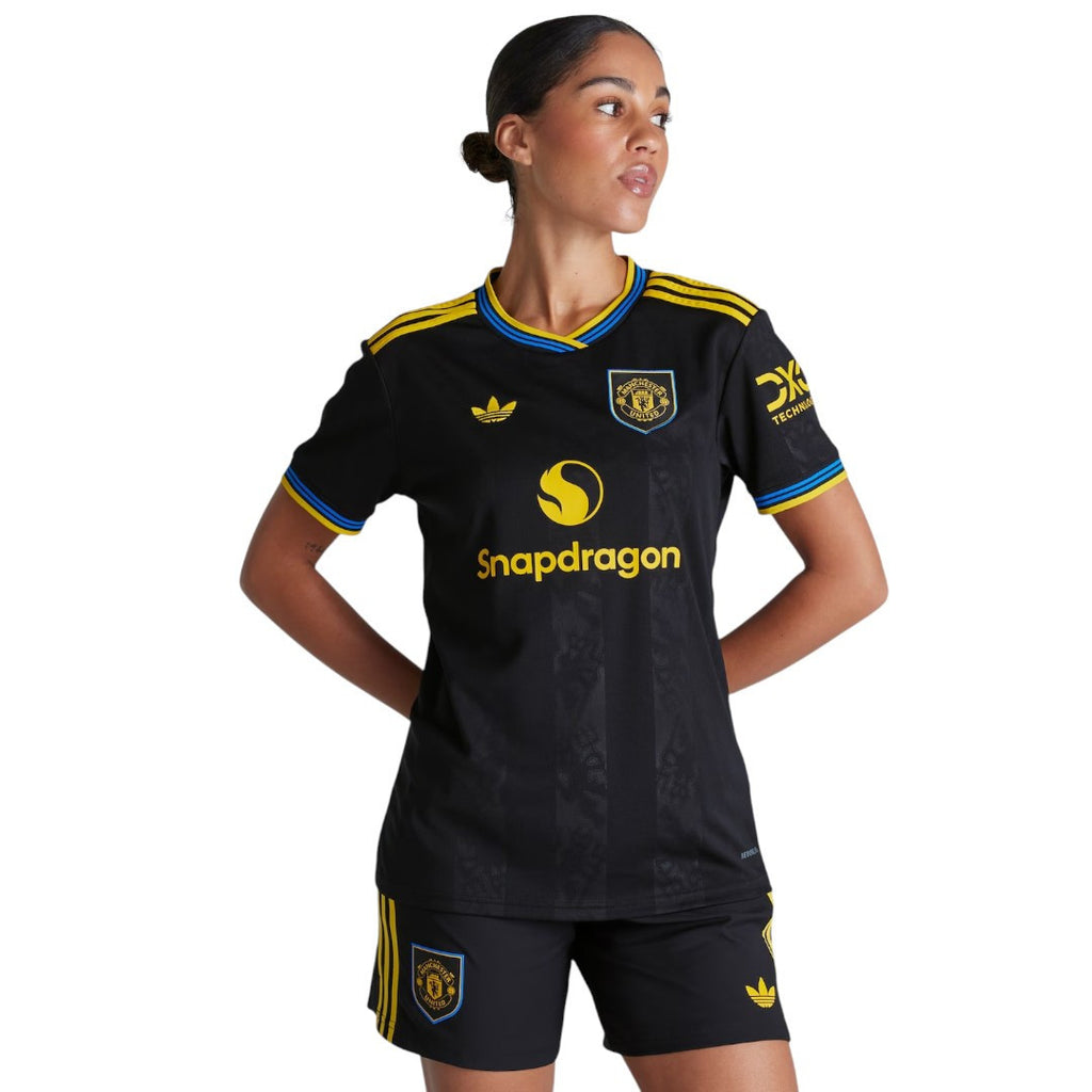 B.FERNANDES #8 Manchester United 25/26 Women's Third Shirt - PL Font